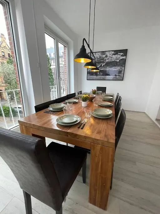 Old town Apartments , Perfekt für Messe 15min Düsseldorf