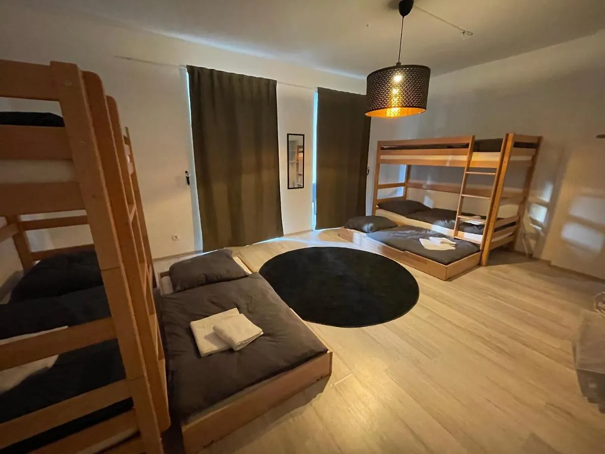 Old town Apartments , Perfekt für Messe 15min Düsseldorf