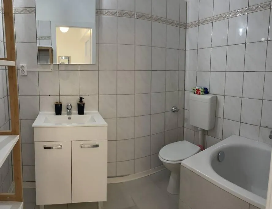 Old town Apartments , Perfekt für Messe 15min Düsseldorf 0*,